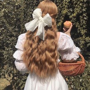 Meet your Posher, Gisel